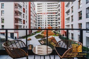 Towarowa Towers Apartments