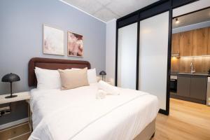 721 Riverlands - Lux 2 Bedroom Apartment