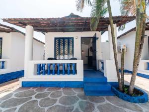 Santorini Cabins by Palette Homes | Cottages | Pool | MountainView|Lonavala