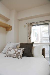 501Room,Elevator to the 5th Floor Two Bedroom Apartment Near Tokyo Tower with Direct Train Access to Haneda Narita Airports and Asakusa