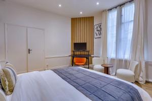 Chic Paris flat near Luxembourg garden and Odéon