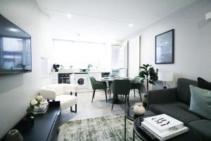 Fitzrovia - Charlotte Street by Viridian Apartments