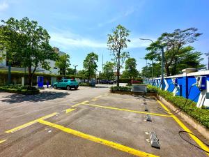 Nice Studio Apartment, High floor, Lake View, 35 To Airport