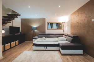 Spacious & Modern 3BR Flat by Andrassy Blvd