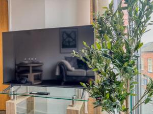 J Quarter 1BR - Free Parking - Suite Four