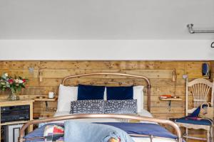 Porth Chapel- Pet Allowed - Free WiFi & Parking - Fireplace