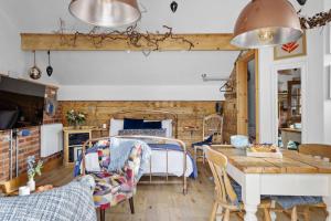 Porth Chapel- Pet Allowed - Free WiFi & Parking - Fireplace