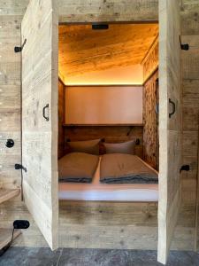 Charming Hideaway With Garden Sauna