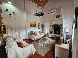 Paradise House Furnas