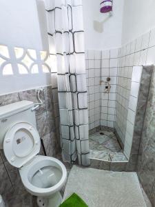 Bushbaby Cottage Diani Beach, Private Tropical Garden Escape