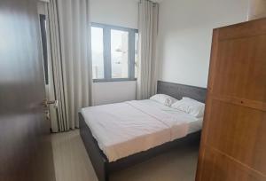 Colombo Trizen J&J future Apart ment