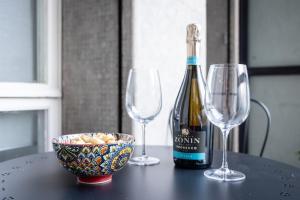 Duomo 7 min - 3 Bedrooms, Terrace & Parking