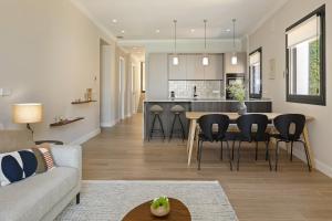 Playa de LaConcha 5 by FeelFreeRentals