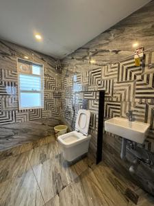 Black Dot Stays - Mehand Veera Residency