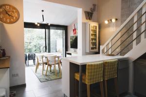 GASSPON - Golfe de St-Tropez - Mazet dans domaine privé avec piscine et tennis