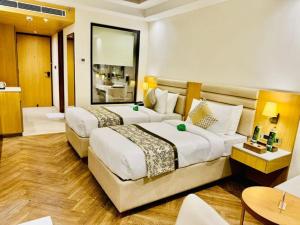 Hotel The Eureka International Near Delhi airport