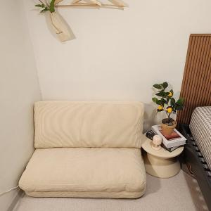 3 minutes walk from Hongik University Station Kpop, Shopping, Good location, Comfortable bed