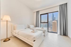 Stunning 2BR Skyline Stay With Full Burj Khalifa View