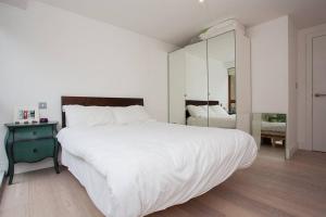Spacious 2BR Flat, 5 mins to Whitechapel St