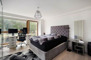 Spacious 2BR Flat, 5 mins to Whitechapel St