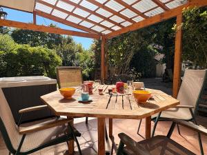 Belle maison, SPA, proche centre-ville