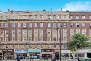 Elegant 2-Bedroom Apartment 23GCM