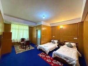 Hotel Tawang Holiday