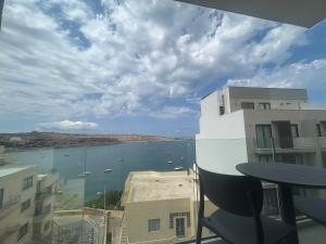 Delightful Sea View Apartment in St Pauls Bay