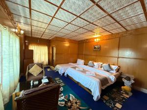 Hotel Tawang Holiday