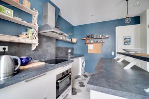 Frédérick Lemaitre - CI - Cozy apartment with balcony