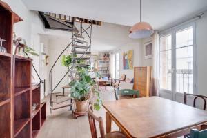 Frédérick Lemaitre - CI - Cozy apartment with balcony