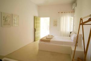 The endless blue hide out