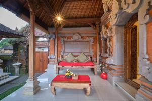 Sumirtas House Bale Dauh