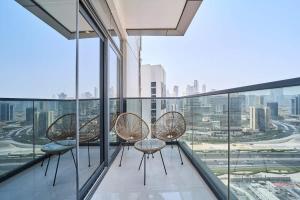 FAM Living Stylish 1BR in Nobles Tower Near Downtown