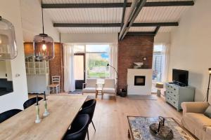 Hello Zeeland - Jhr de Casembrootplein 18