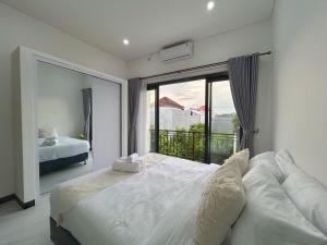 Villa Lisa - 3BR with pool Near Bali Mall Galleria