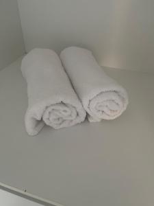 Ap 2 quartos em frente ao Campim Dourado Shopping