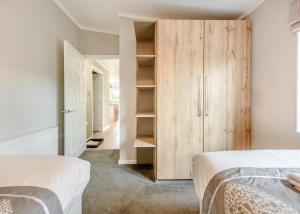 Herons Brook Retreat Lodges