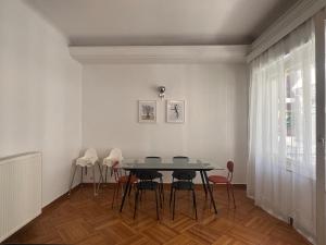 Youthful Dynamic Downtown Living - KefiHome