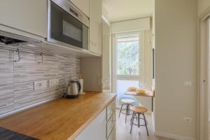 GuestHost - Cozy Apt near Basilica SantAntonio