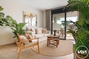 ViVi Homes - Bay Residence - pool - gym - big terrace