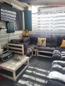 #437 Status Relax Like a Boss