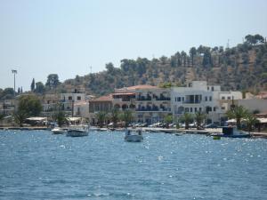 Bissias Guest House Poros-Island Greece