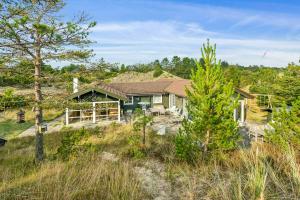 Timber House On Dune Plot Near Hulsig