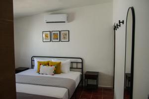 The Boat House Suites