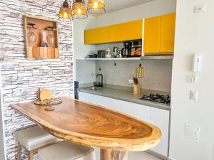 Lujo Caribeño Apartamento con vista al mar y psicina