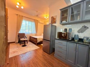 Greatwood Residence Cozy Studio Apartment near University of Dar es Salaam