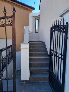 Doppelzimmer Carmen - Sauna, Badewanne, WLAN