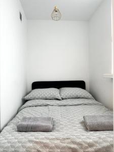 Dąbrowskiego Apartment - Self Check-In 20h - Lift