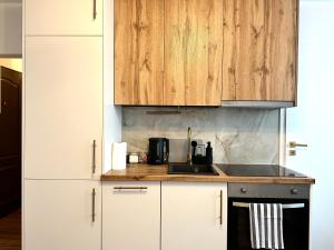 Dąbrowskiego Apartment - Self Check-In 20h - Lift